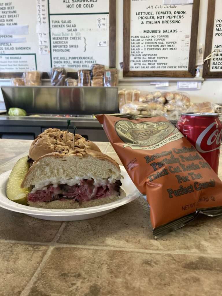 Mousies Deli photo 4